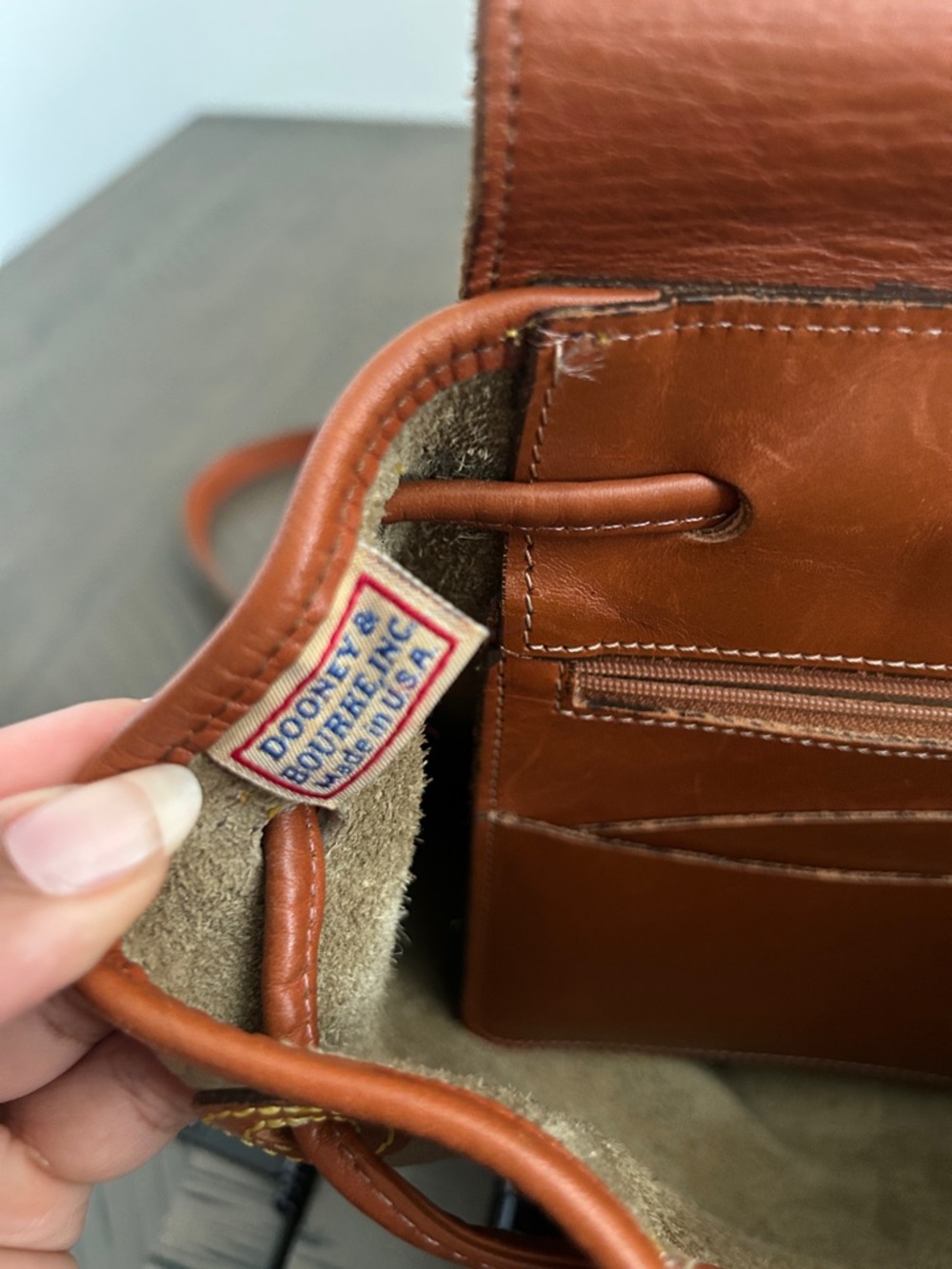 VINTAGE Dooney & Bourke All-Weather Leather classic backpack - Picture 9 of 13